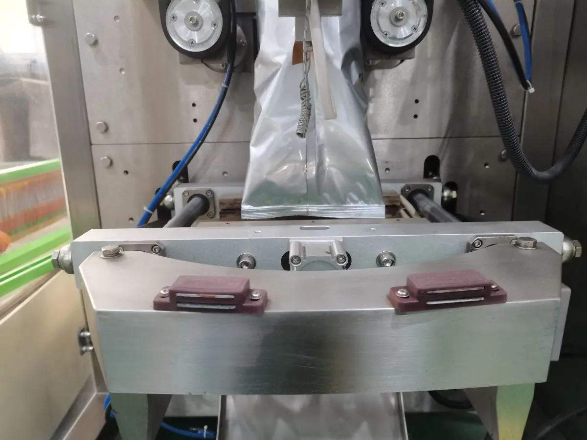 BVL-420G High Speed Vertical Packing Machine | Auto VFFS